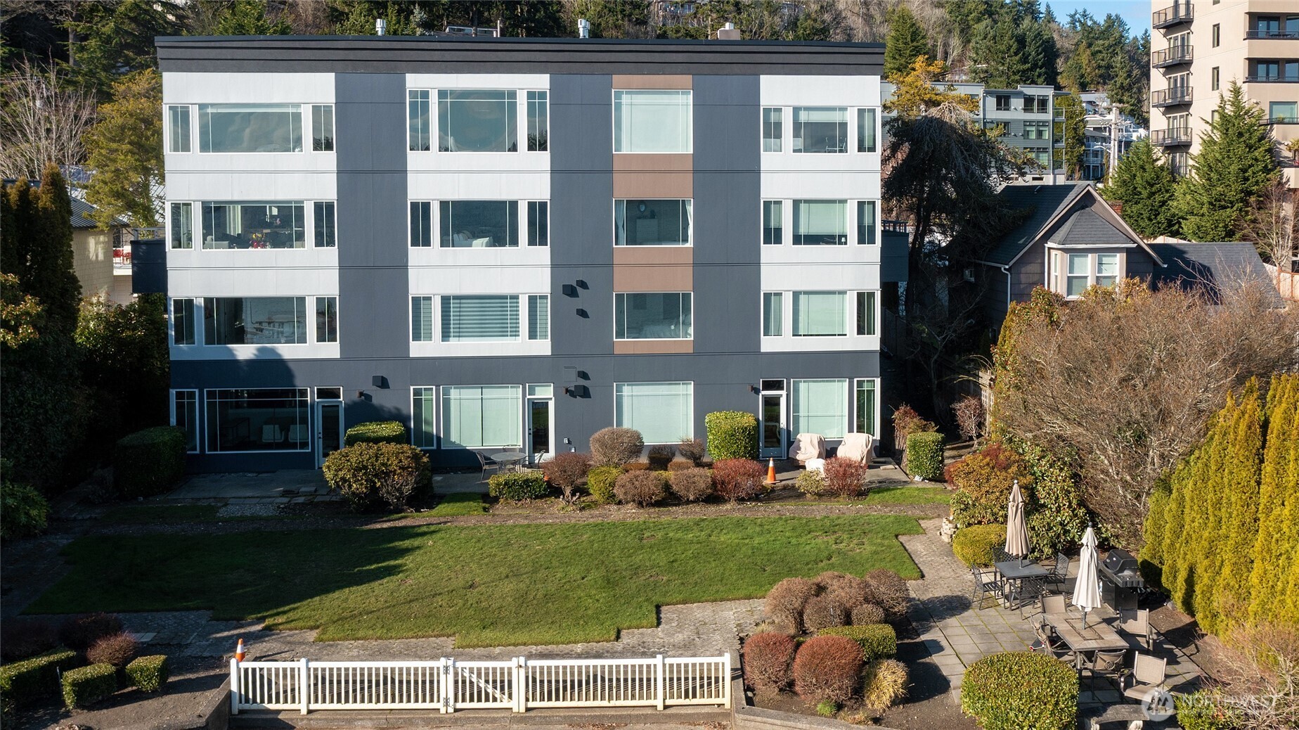 9039 NE Juanita Drive #306, Kirkland, WA 98034