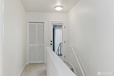 9039 NE Juanita Drive #306, Kirkland, WA 98034 - Photo 13