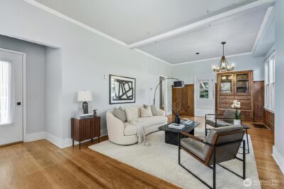 1721 3rd Avenue N, Seattle, WA 98109 - Photo 7