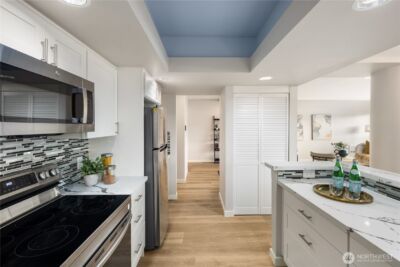 1768 Aurora Avenue N ##103, Seattle, WA 98109 - Photo 12