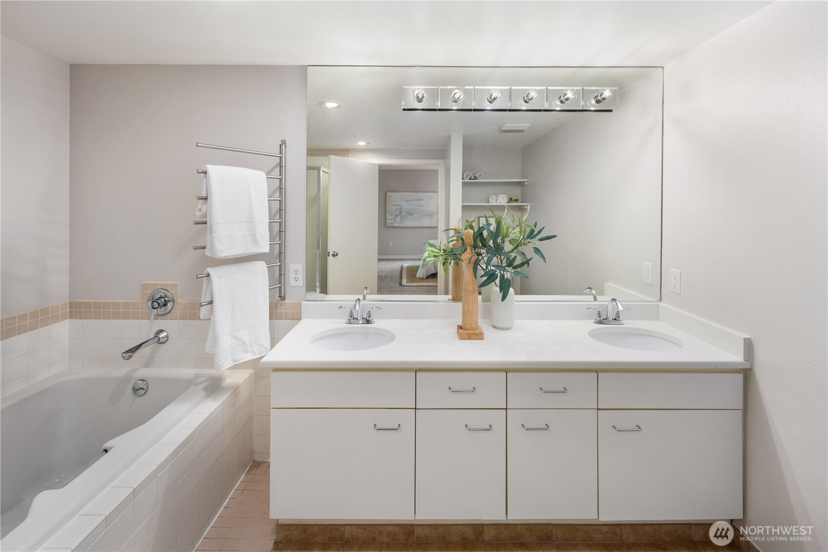 1768 Aurora Avenue N ##103, Seattle, WA 98109