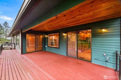 1406 Evergreen Park Lane SW, Olympia, WA 98502 - Photo 19