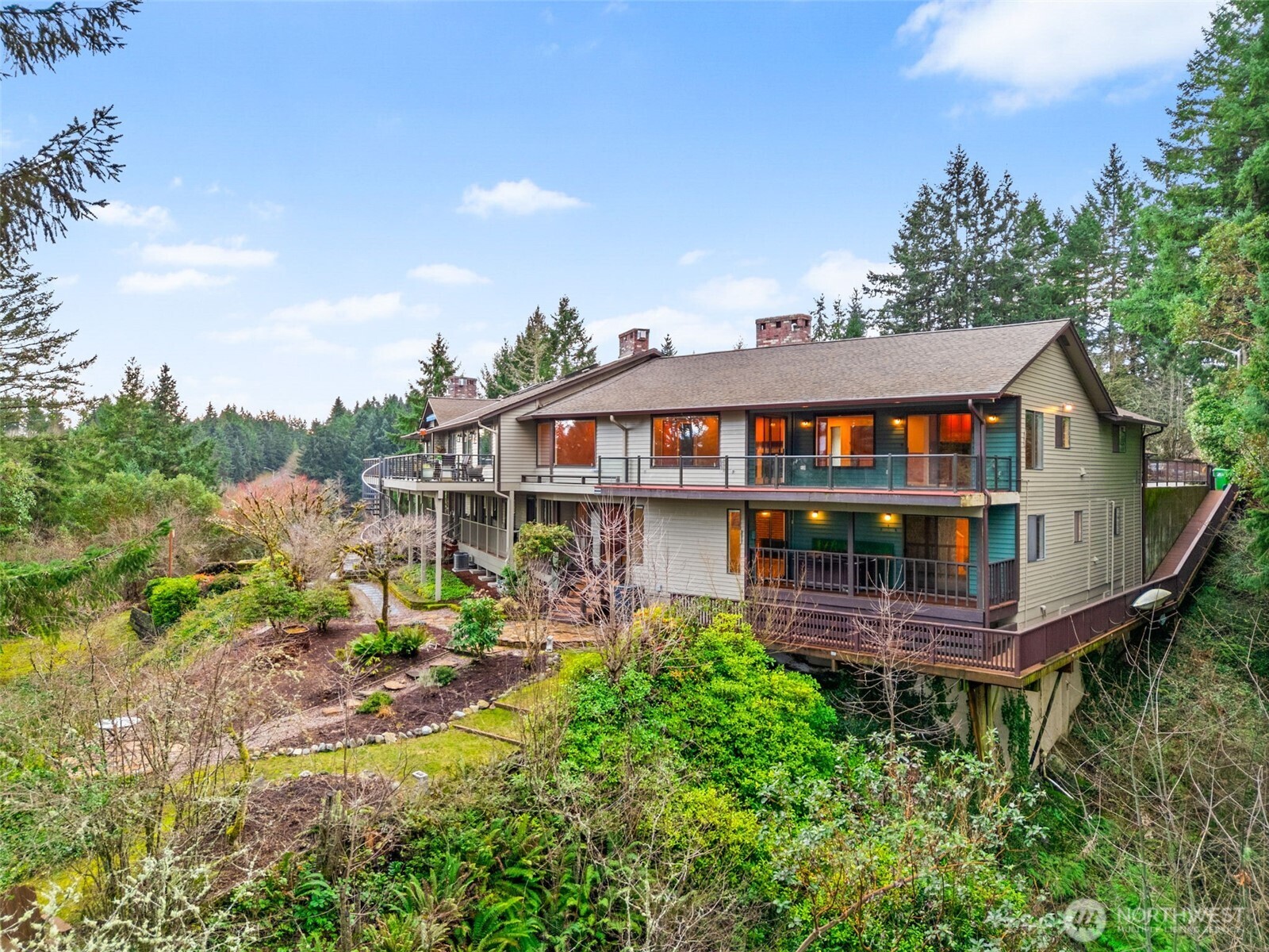 1406 Evergreen Park Lane SW, Olympia, WA 98502