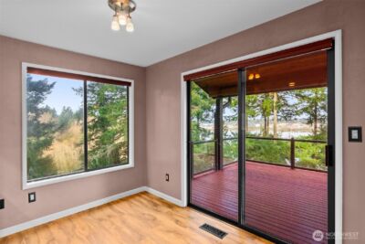 1406 Evergreen Park Lane SW, Olympia, WA 98502 - Photo 8