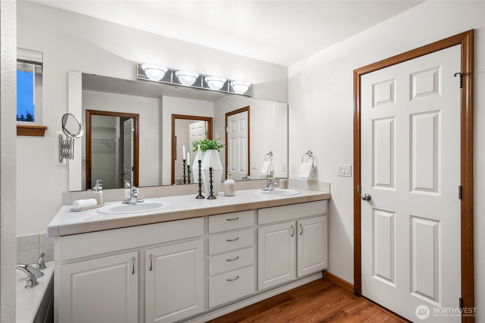 14027 SE 281st Street , Kent, WA 98042-7418