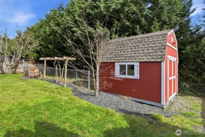 10825 211th Avenue Ct E, Bonney Lake, WA 98391 - Photo 37