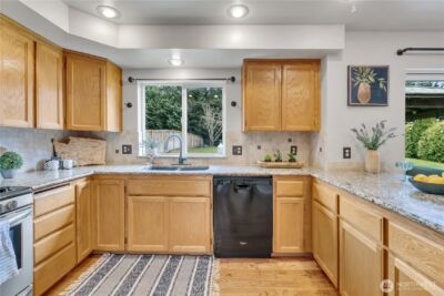 10825 211th Avenue Ct E, Bonney Lake, WA 98391 - Photo 10