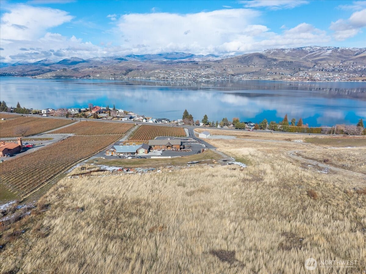 3725 US Highway 97a , Chelan, WA 98816