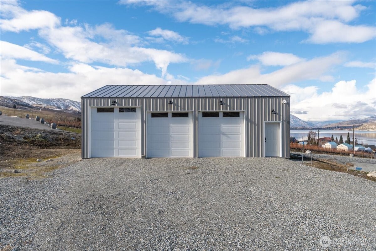 3725 US Highway 97a , Chelan, WA 98816