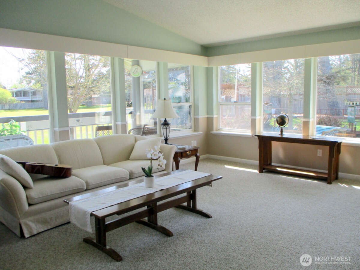 448 Octopus Avenue NE, Ocean Shores, WA 98569