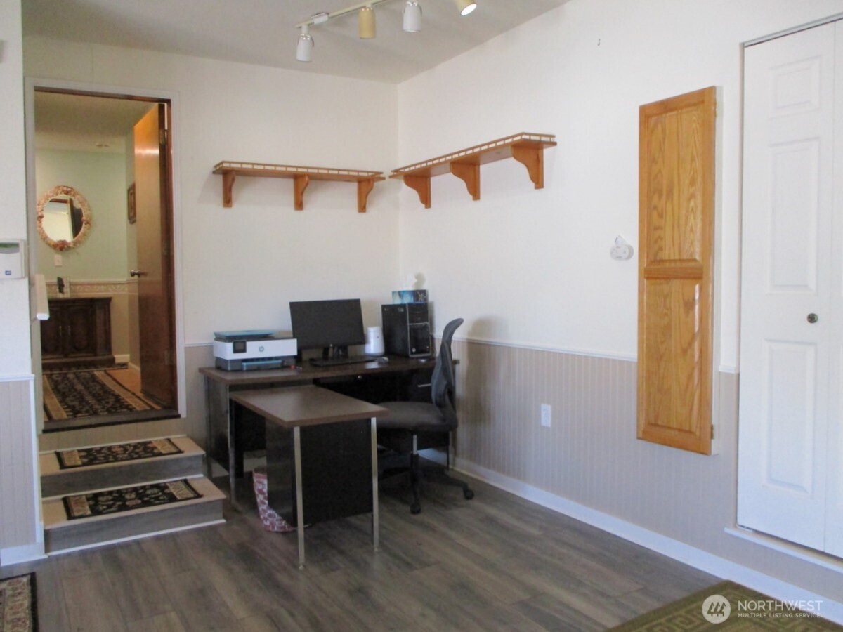 448 Octopus Avenue NE, Ocean Shores, WA 98569