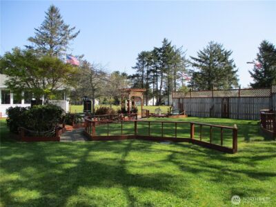 448 Octopus Avenue NE, Ocean Shores, WA 98569 - Photo 37