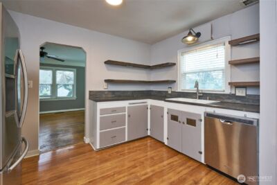 119 S 64th Street , Tacoma, WA 98408 - Photo 11