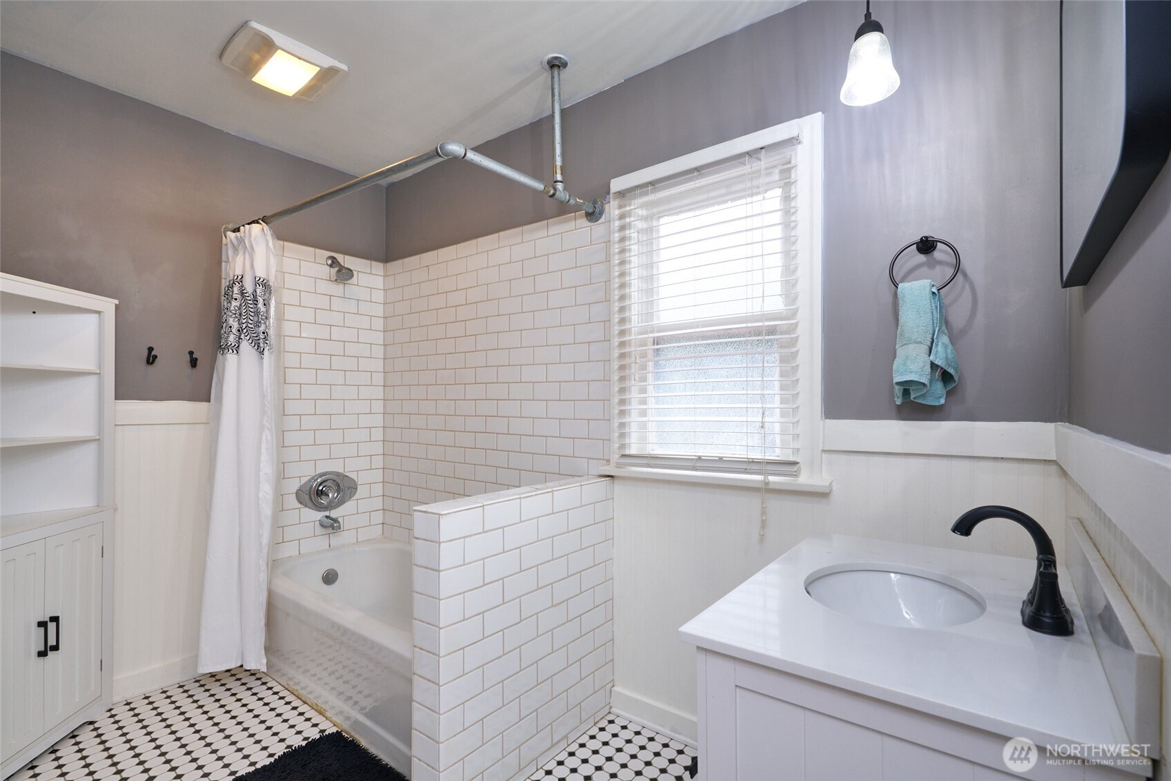 119 S 64th Street , Tacoma, WA 98408