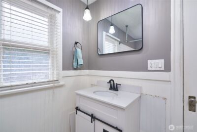 119 S 64th Street , Tacoma, WA 98408 - Photo 16