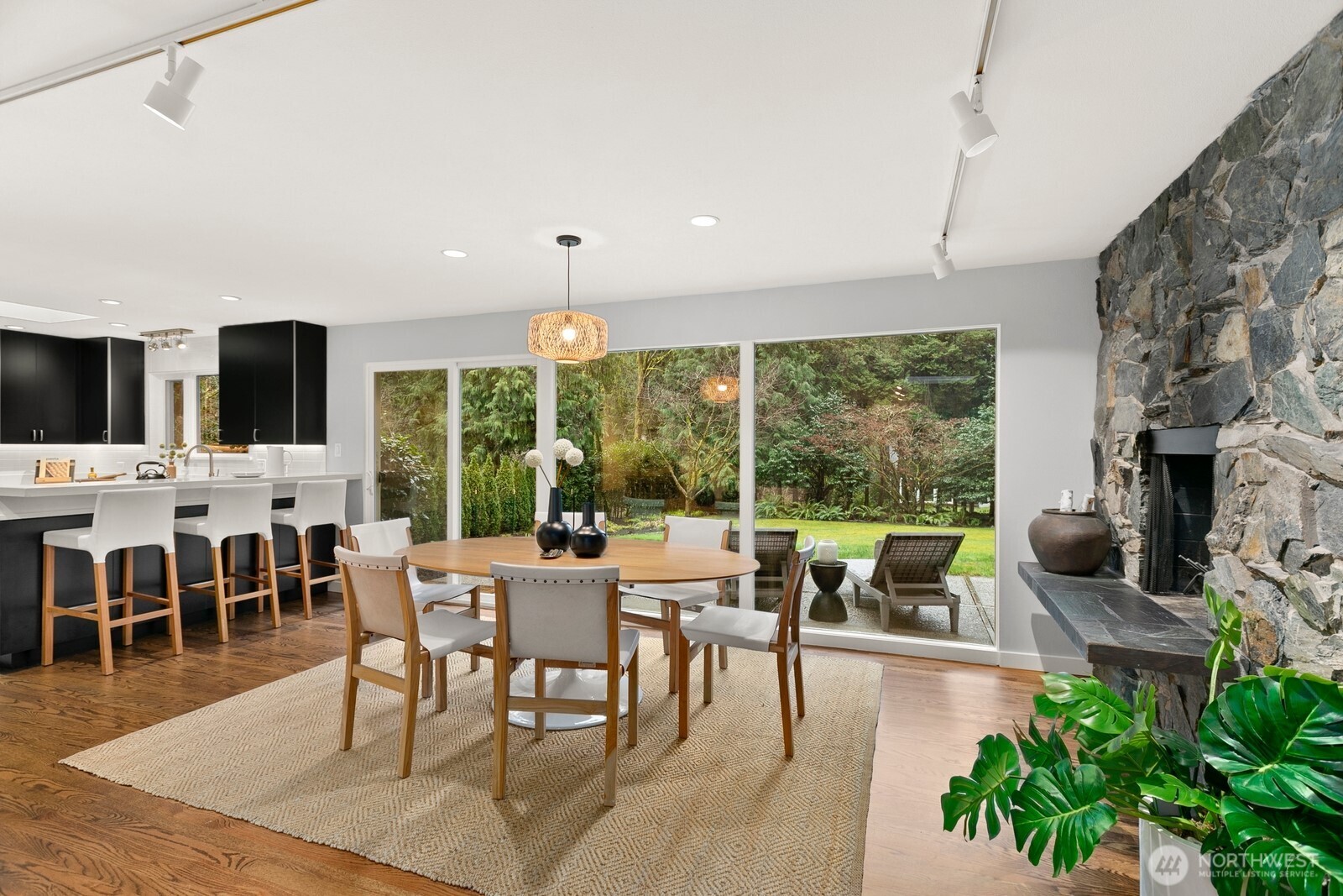 17834 33rd Avenue NE, Lake Forest Park, WA 98155