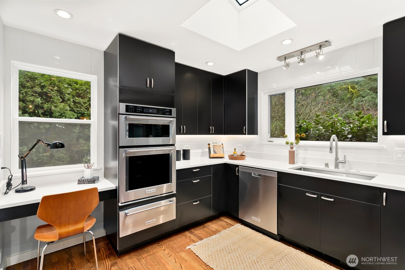 17834 33rd Avenue NE, Lake Forest Park, WA 98155