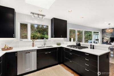 17834 33rd Avenue NE, Lake Forest Park, WA 98155 - Photo 16