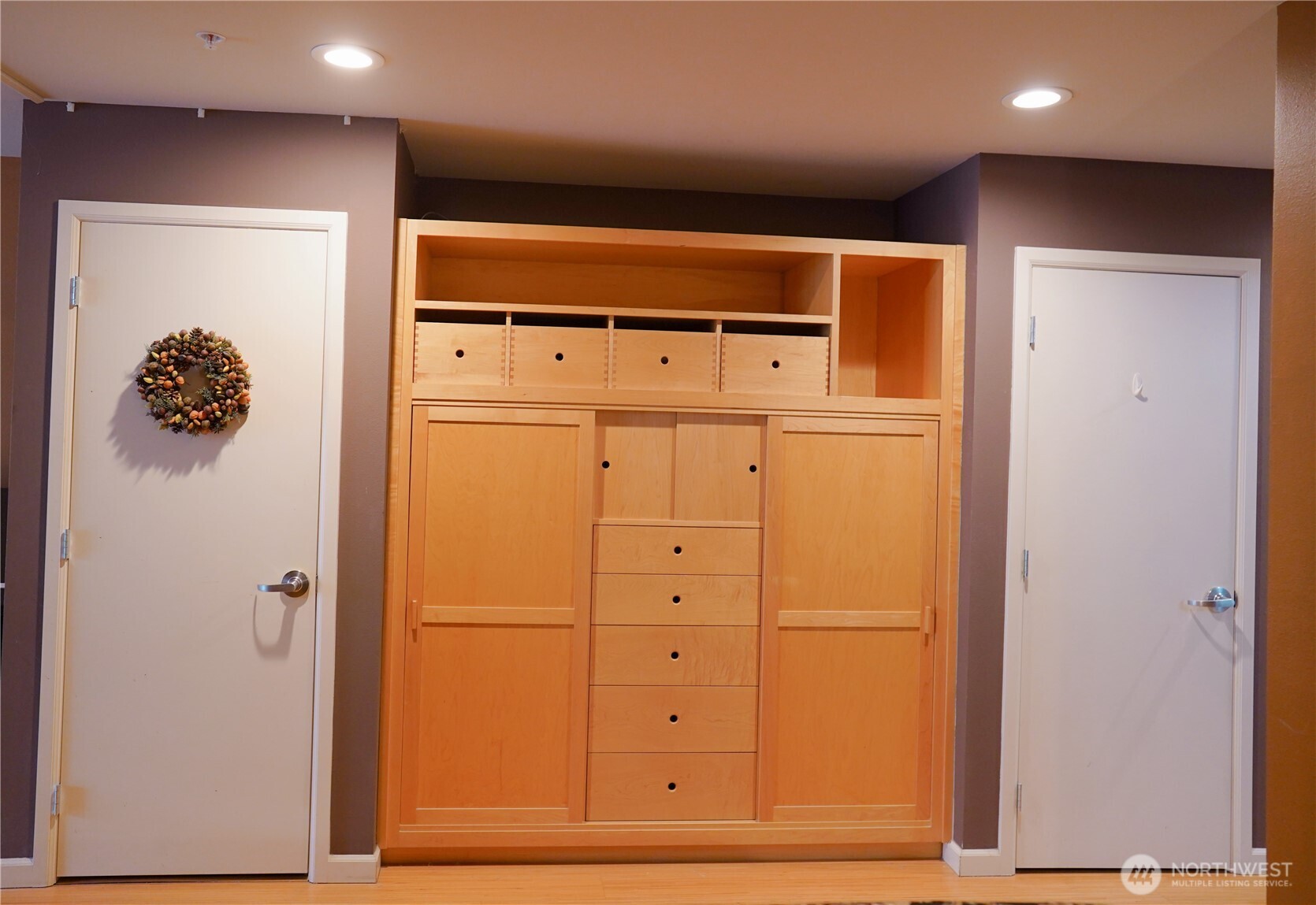 17 W Mercer Street #207, Seattle, WA 98119