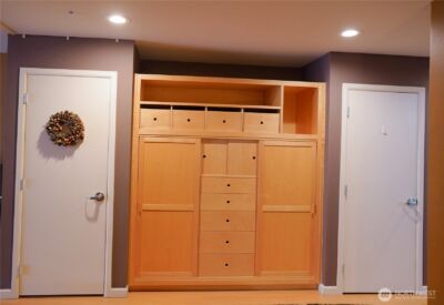 17 W Mercer Street #207, Seattle, WA 98119 - Photo 15