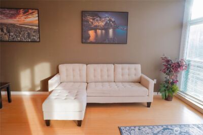 17 W Mercer Street #207, Seattle, WA 98119 - Photo 3