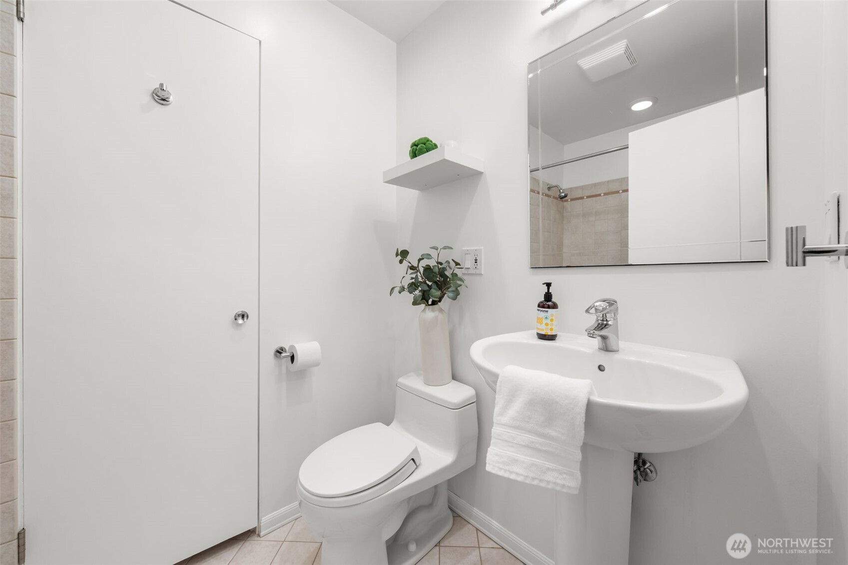 5053 36th Avenue NE, Seattle, WA 98105