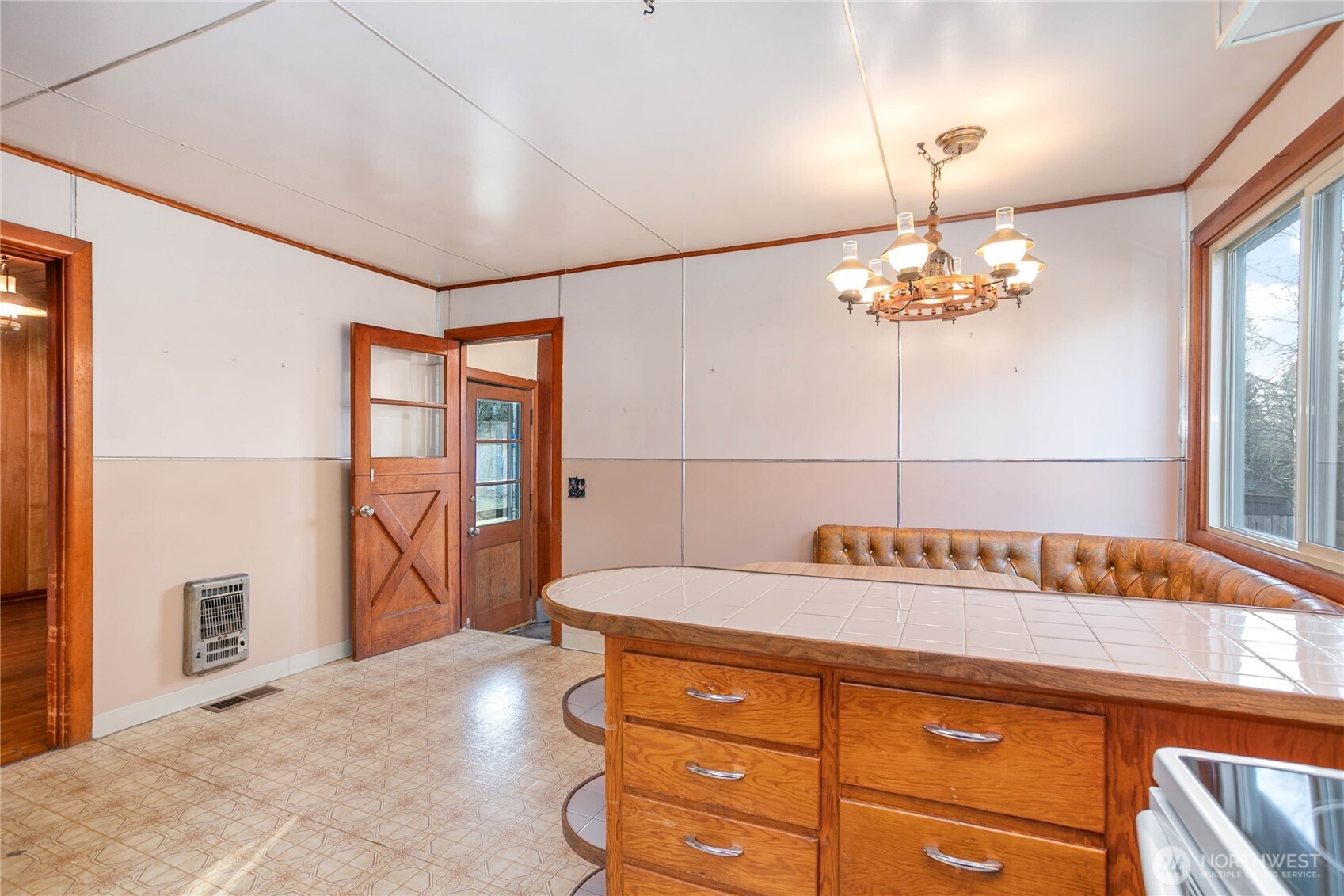 1211 Yew Street , Bellingham, WA 98229