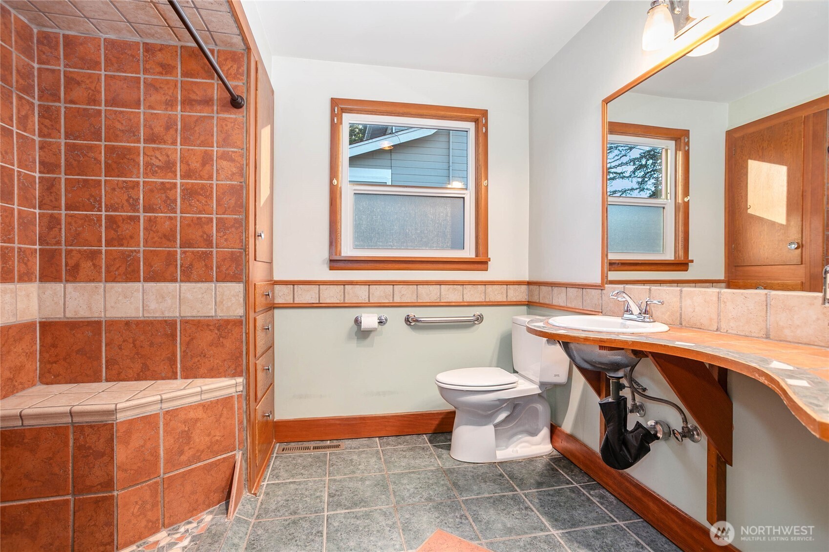 1211 Yew Street , Bellingham, WA 98229