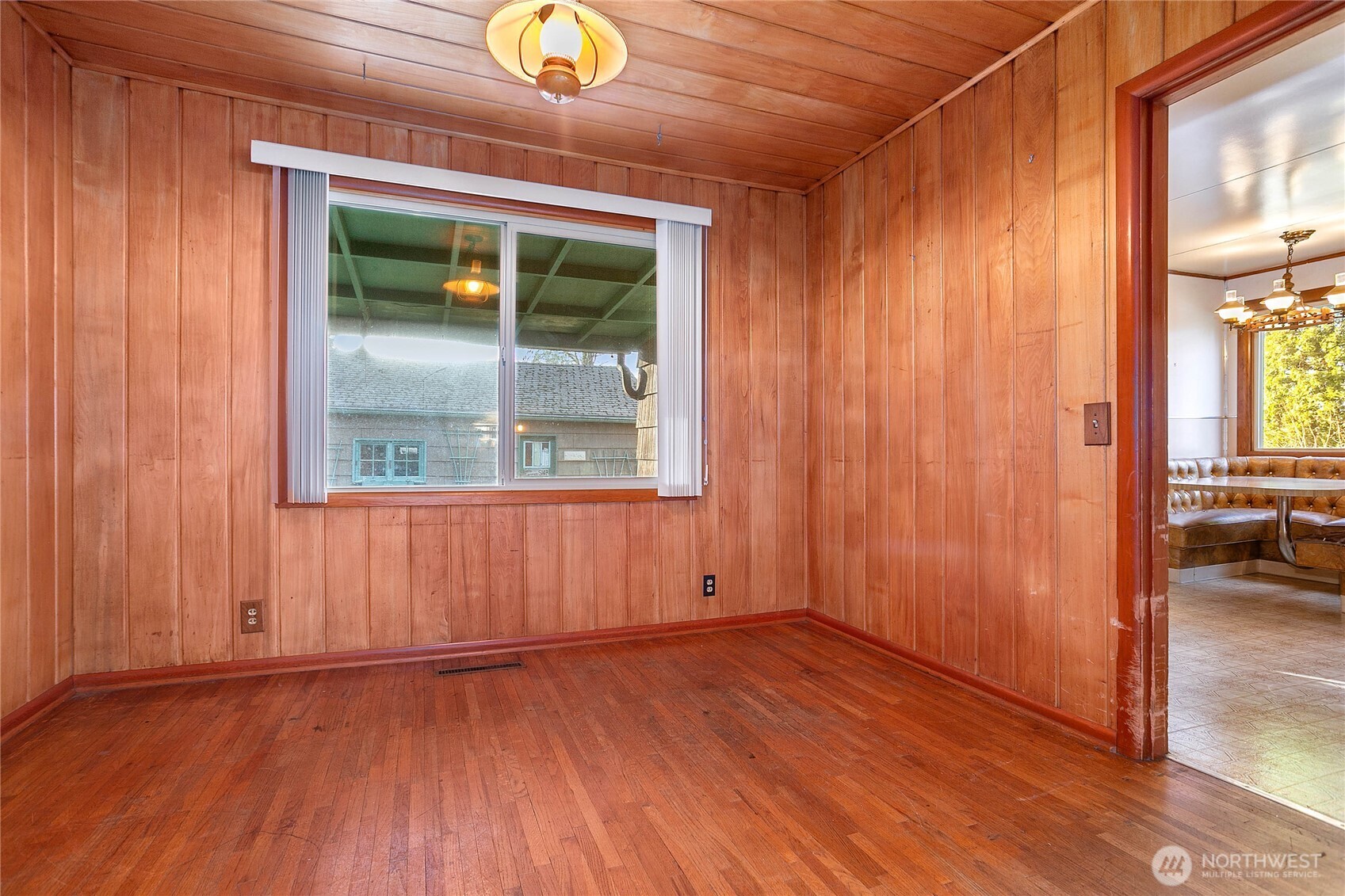 1211 Yew Street , Bellingham, WA 98229