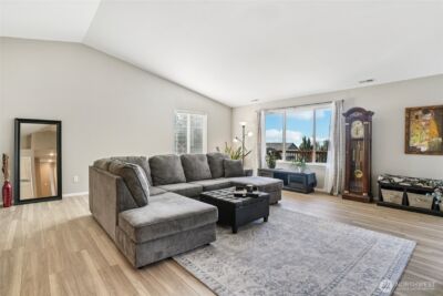 9 Curtis Lane , Longview, WA 98632 - Photo 2