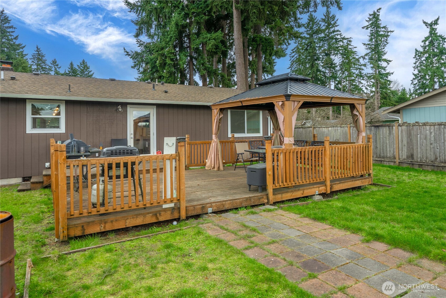 13416 124th Avenue E, Puyallup, WA 98374-3286