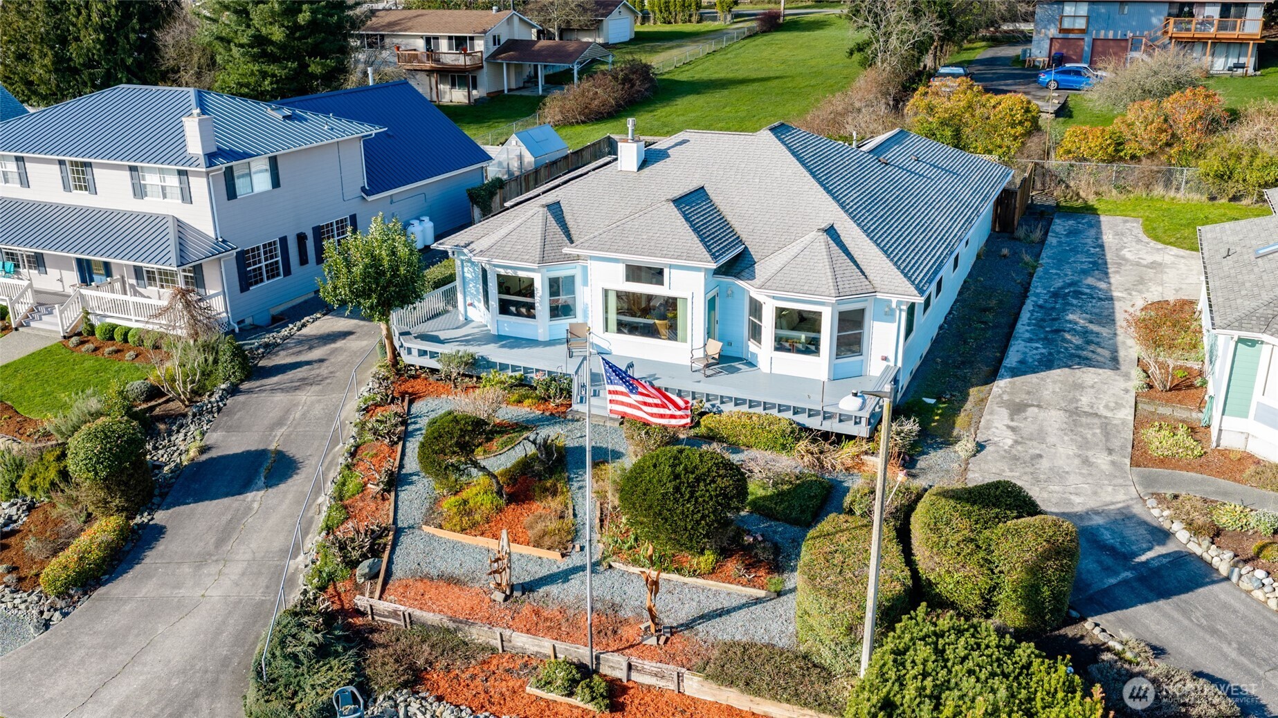 802 NW Krueger Street , Coupeville, WA 98239