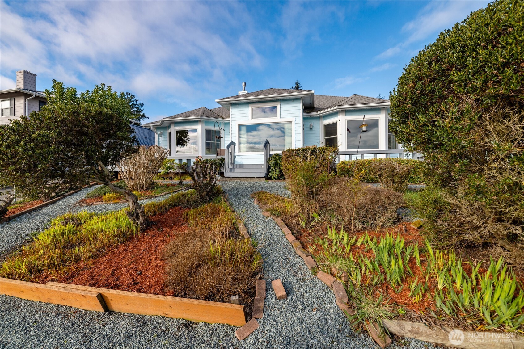 802 NW Krueger Street , Coupeville, WA 98239