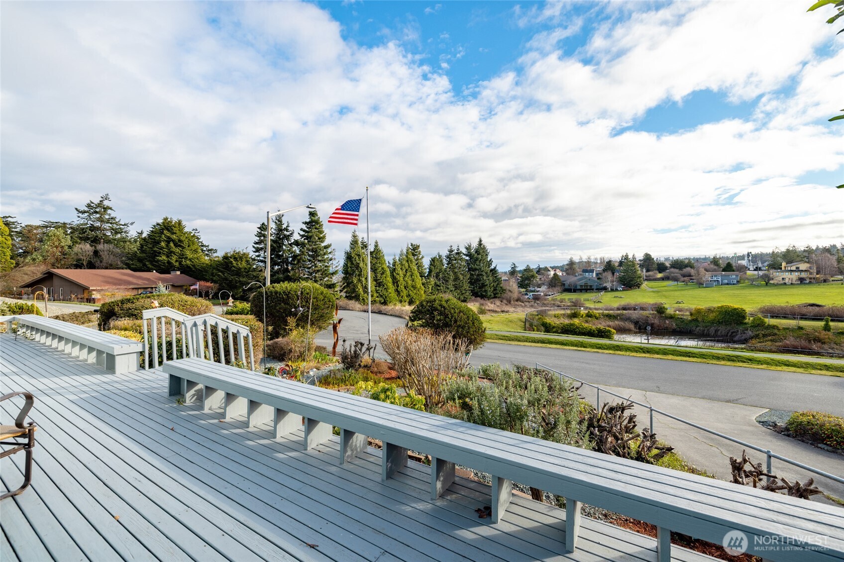 802 NW Krueger Street , Coupeville, WA 98239