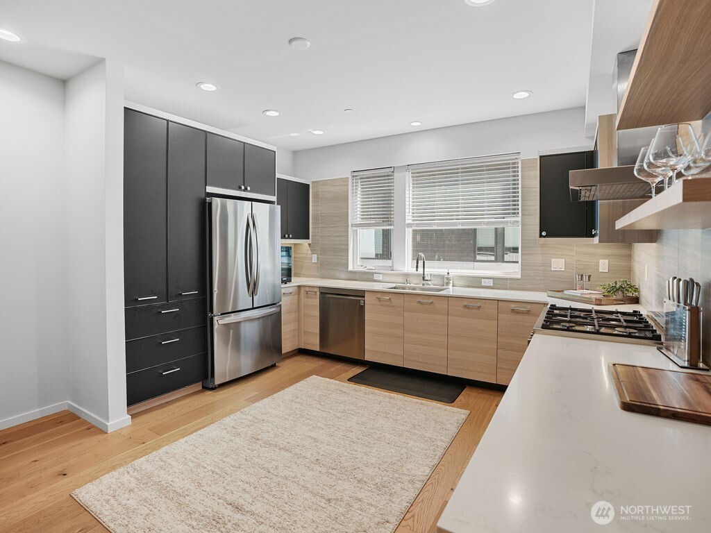 17338 Bothell Way NE #E, Bothell, WA 98011