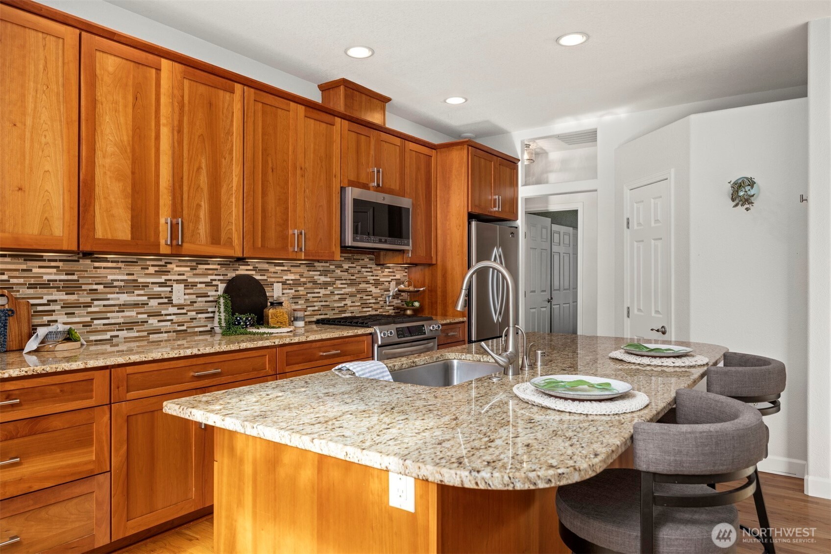 959 South Hills Drive , Bellingham, WA 98229