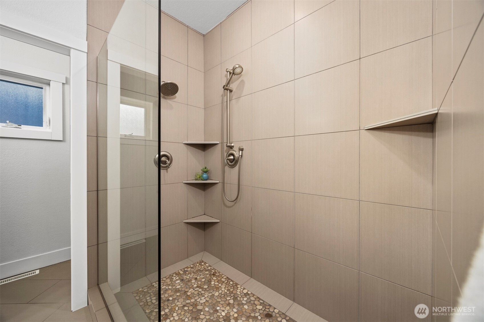 959 South Hills Drive , Bellingham, WA 98229