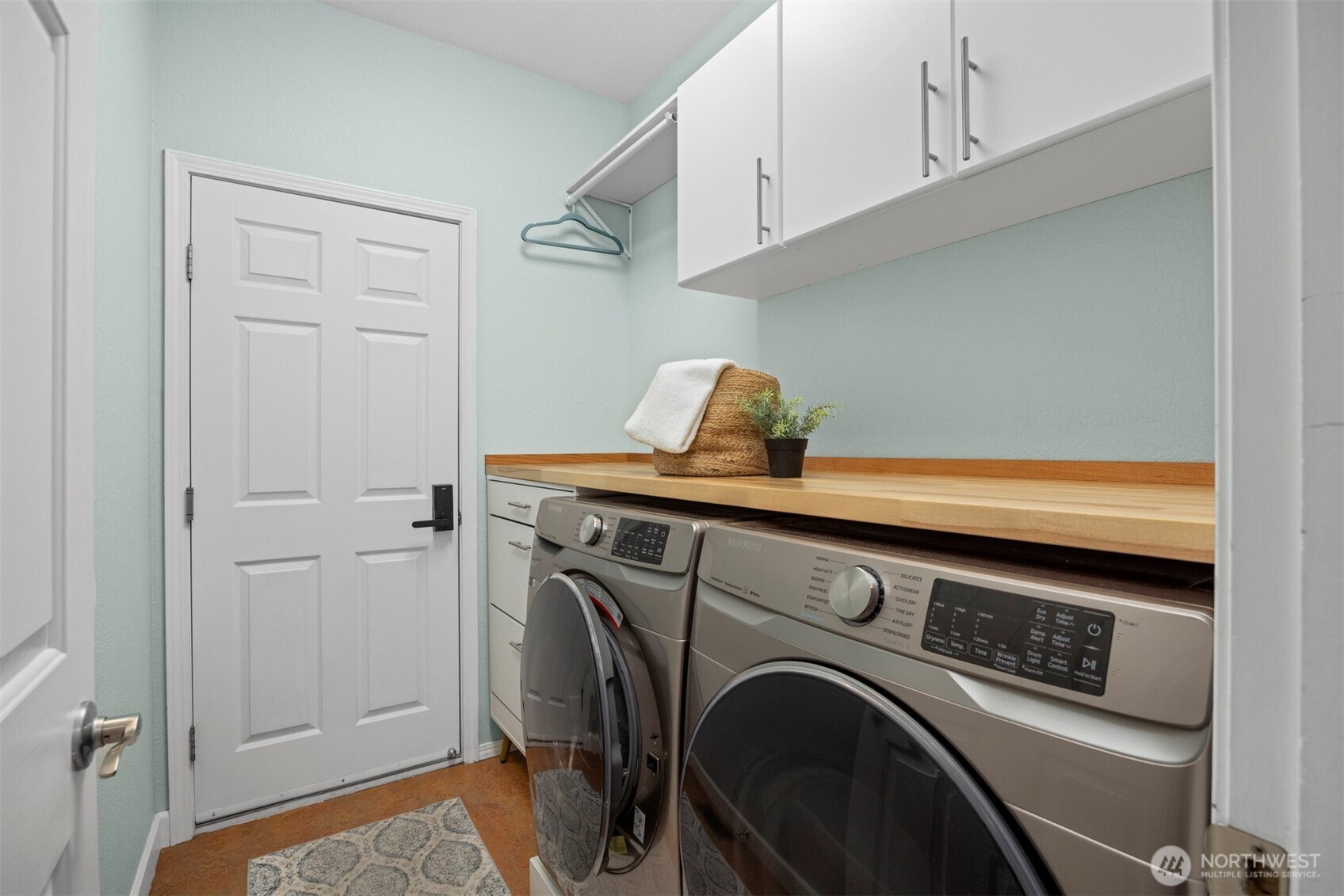 959 South Hills Drive , Bellingham, WA 98229