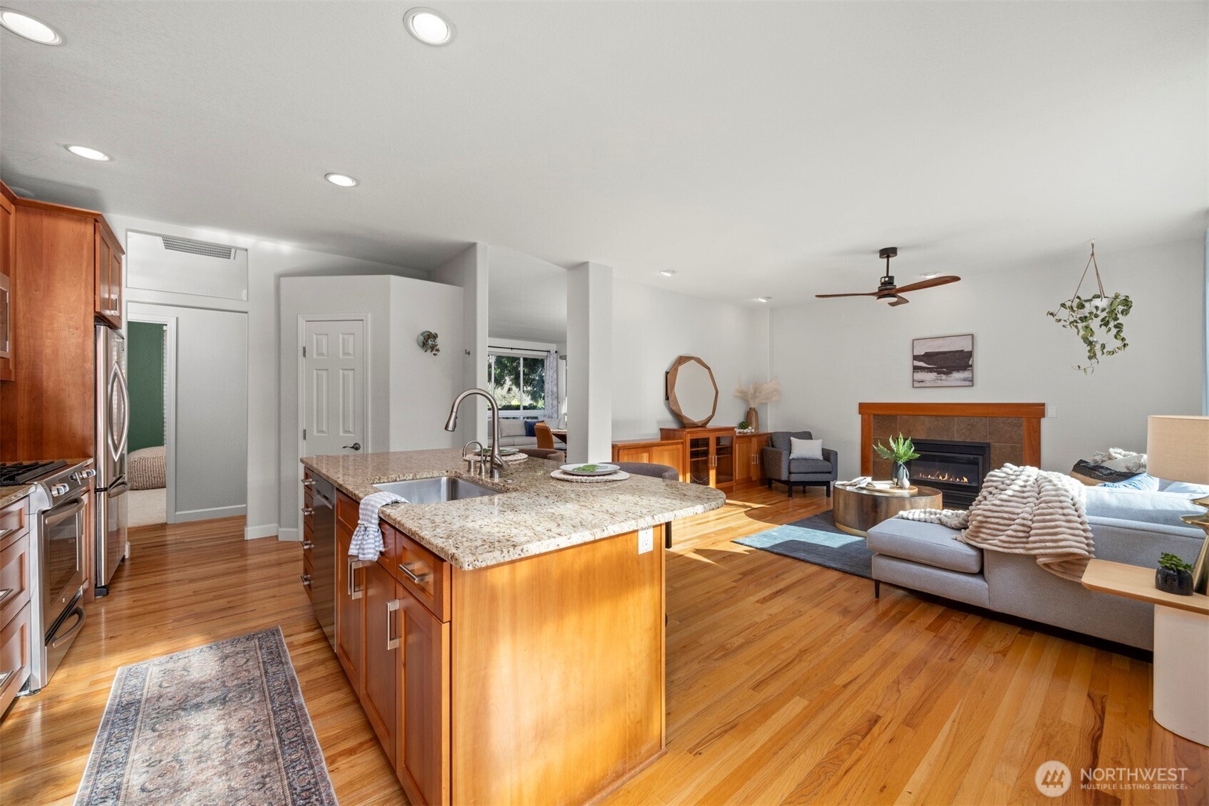 959 South Hills Drive , Bellingham, WA 98229