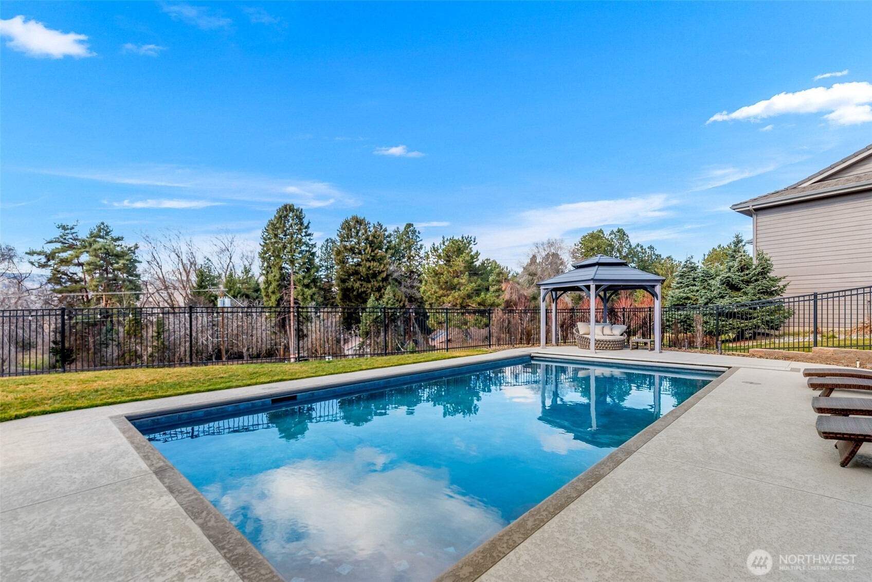 317 Stoneridge Drive , East Wenatchee, WA 98802