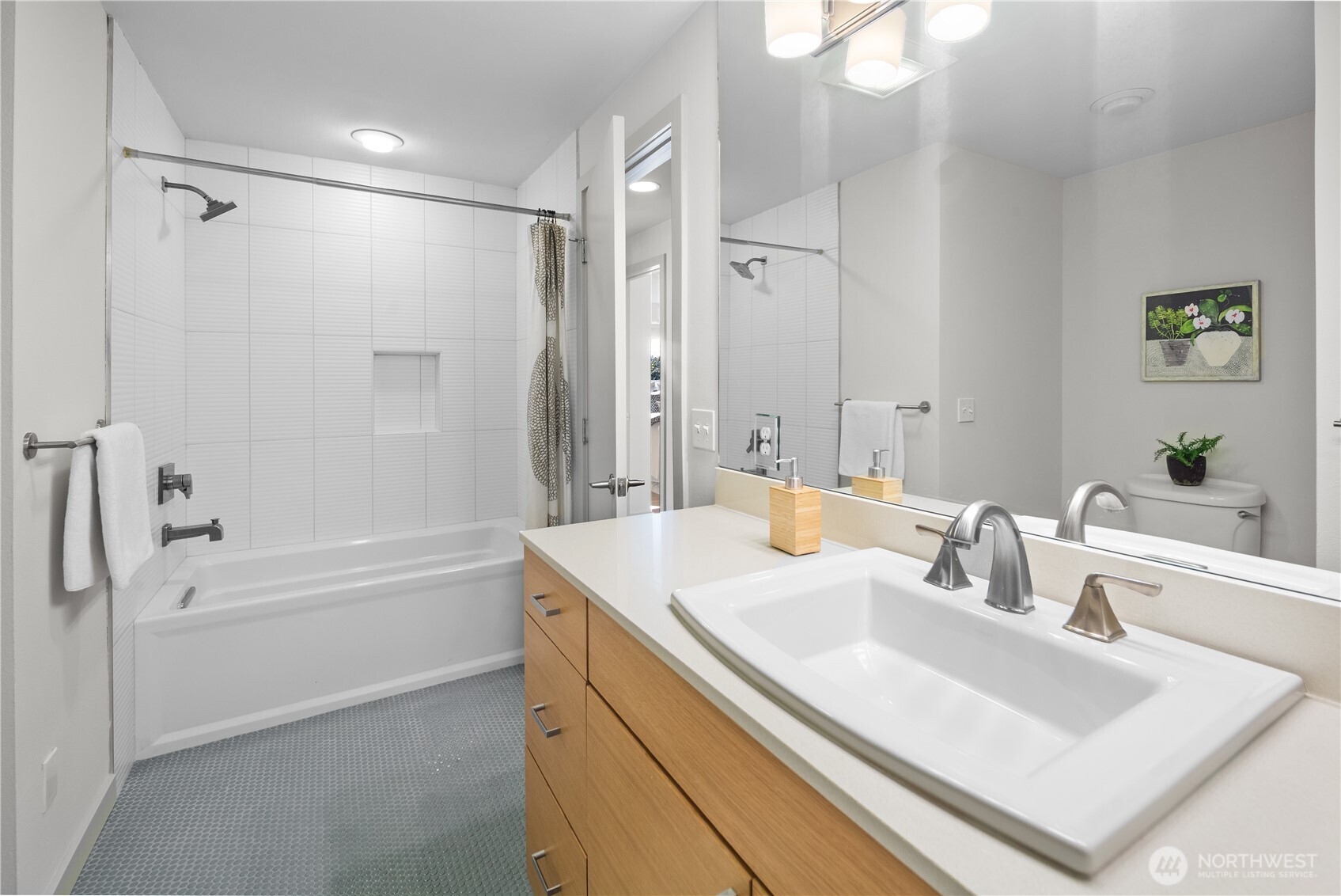 3808 38th Avenue S, Seattle, WA 98118