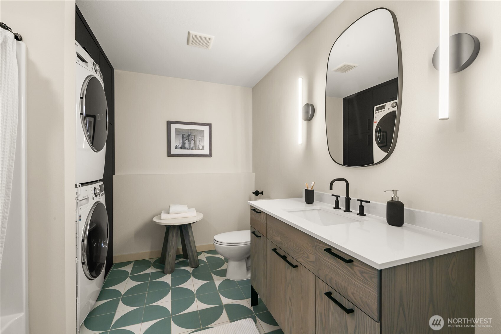 3808 38th Avenue S, Seattle, WA 98118