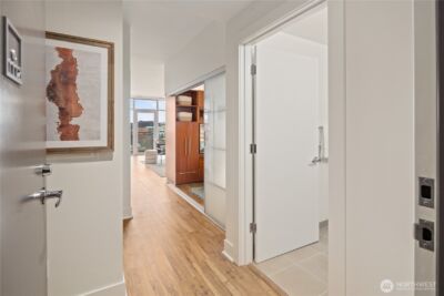 2911 2nd Avenue #1112, Seattle, WA 98121 - Photo 4