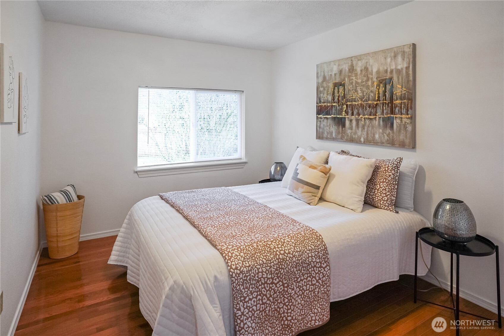 7660 S 126th Street , Seattle, WA 98178