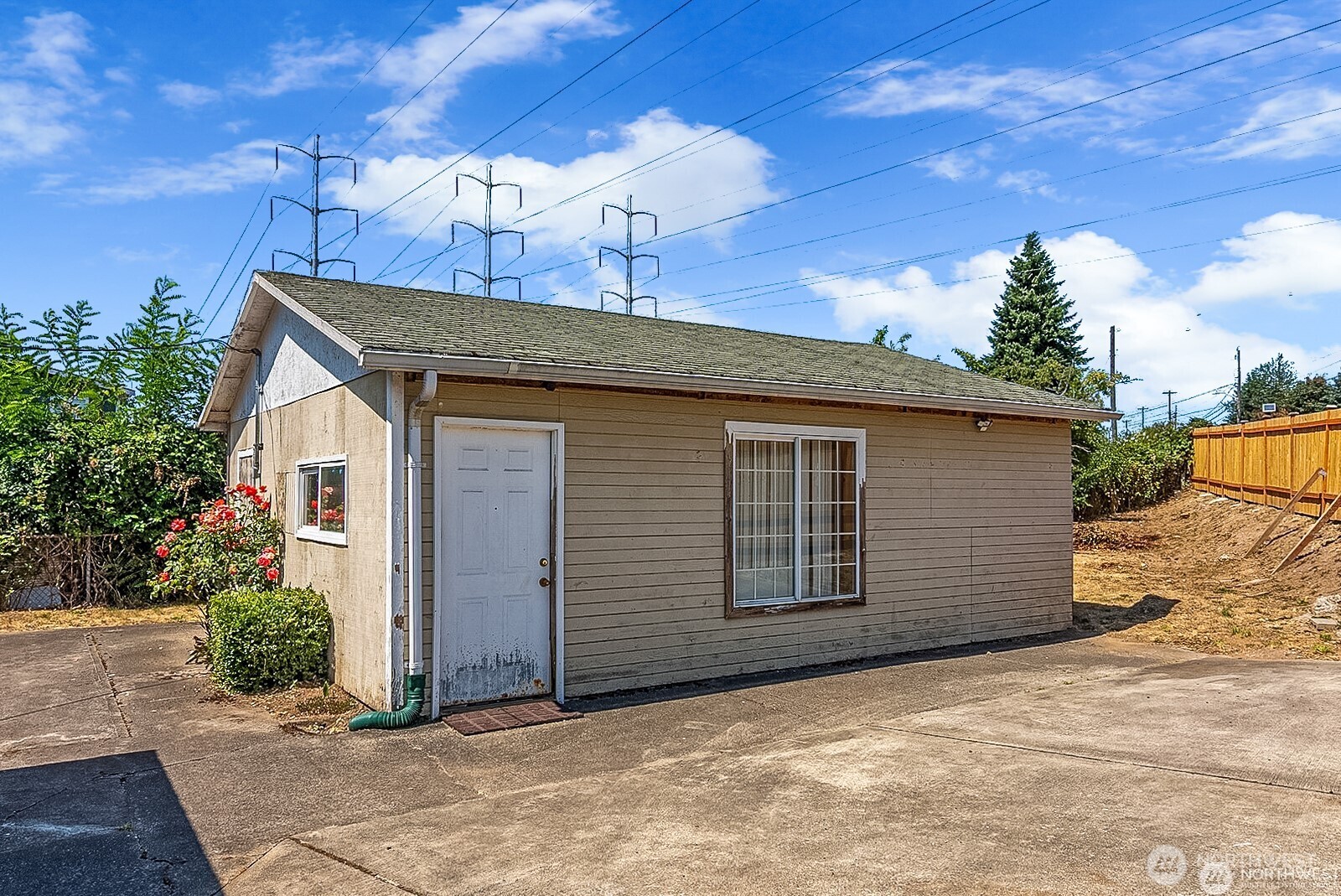 7660 S 126th Street , Seattle, WA 98178