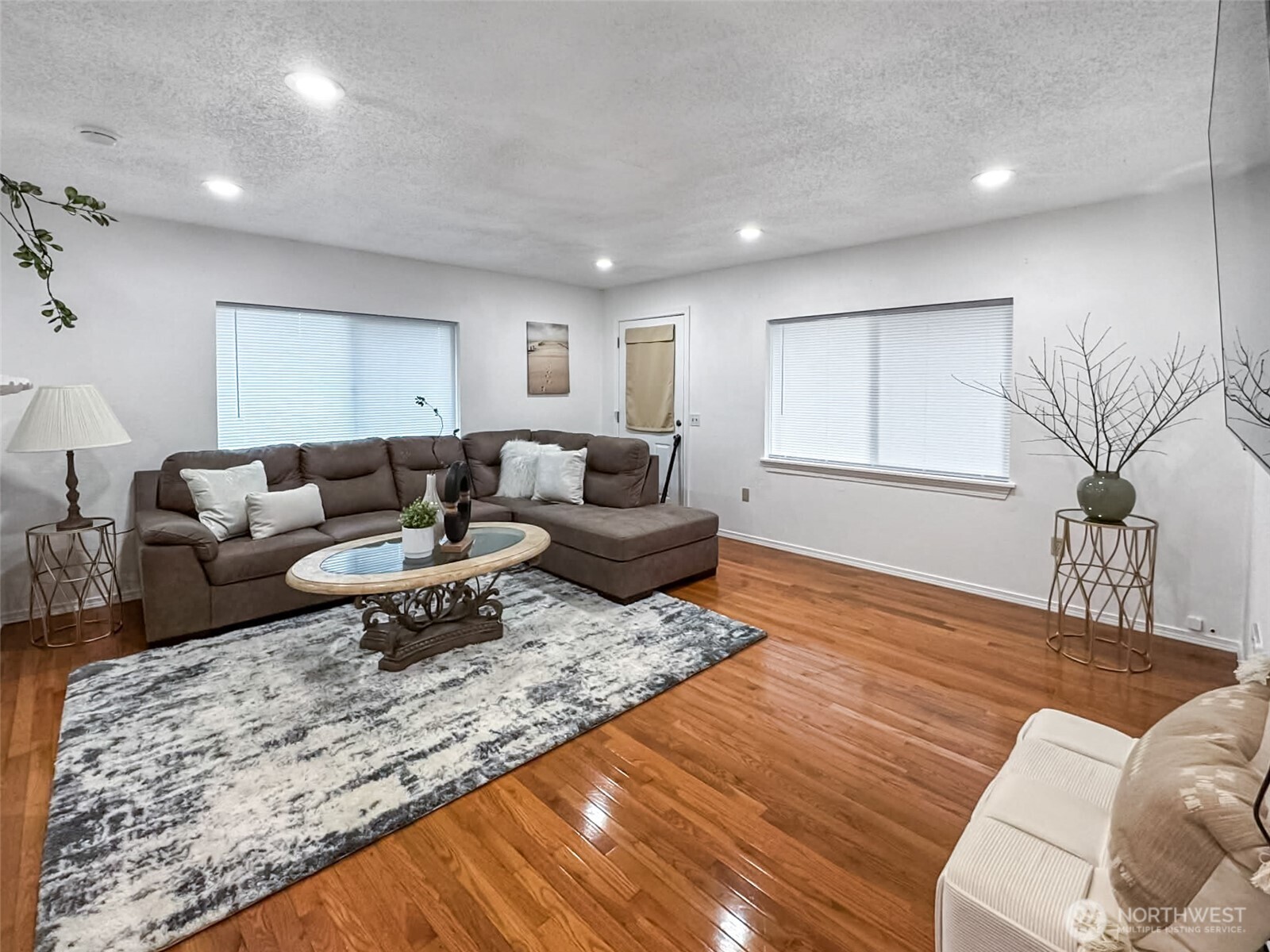 7660 S 126th Street , Seattle, WA 98178