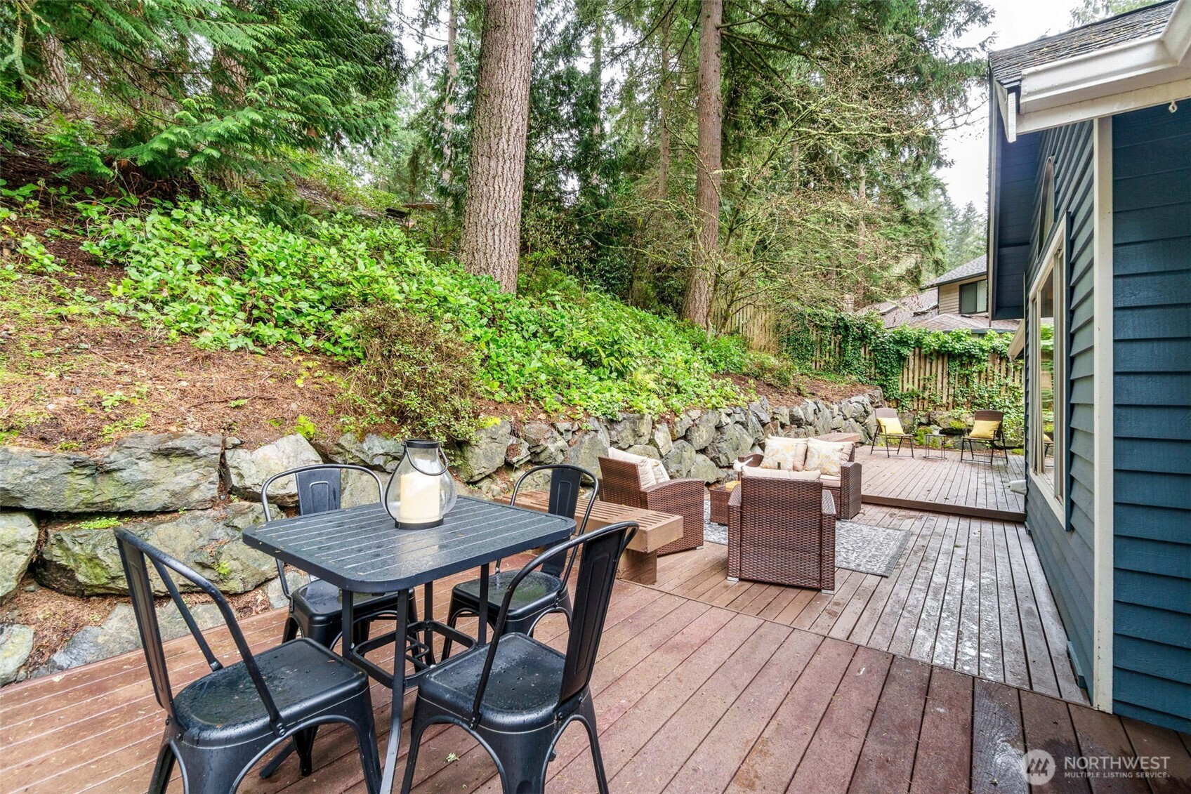21007 Pioneer Way , Edmonds, WA 98026