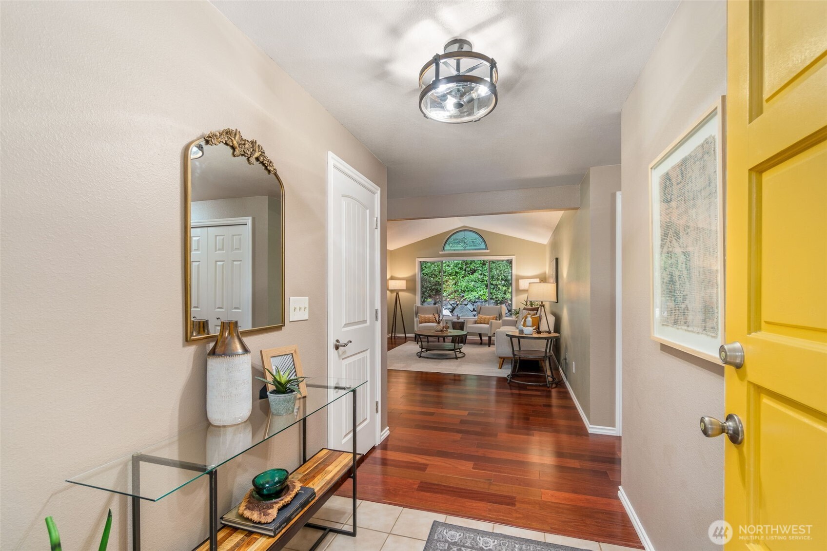 21007 Pioneer Way , Edmonds, WA 98026