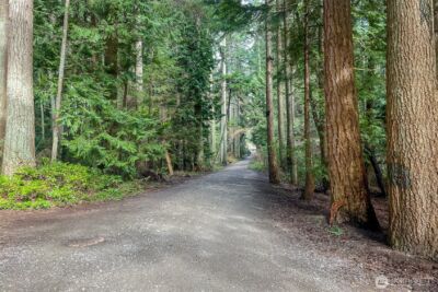 21007 Pioneer Way , Edmonds, WA 98026 - Photo 25