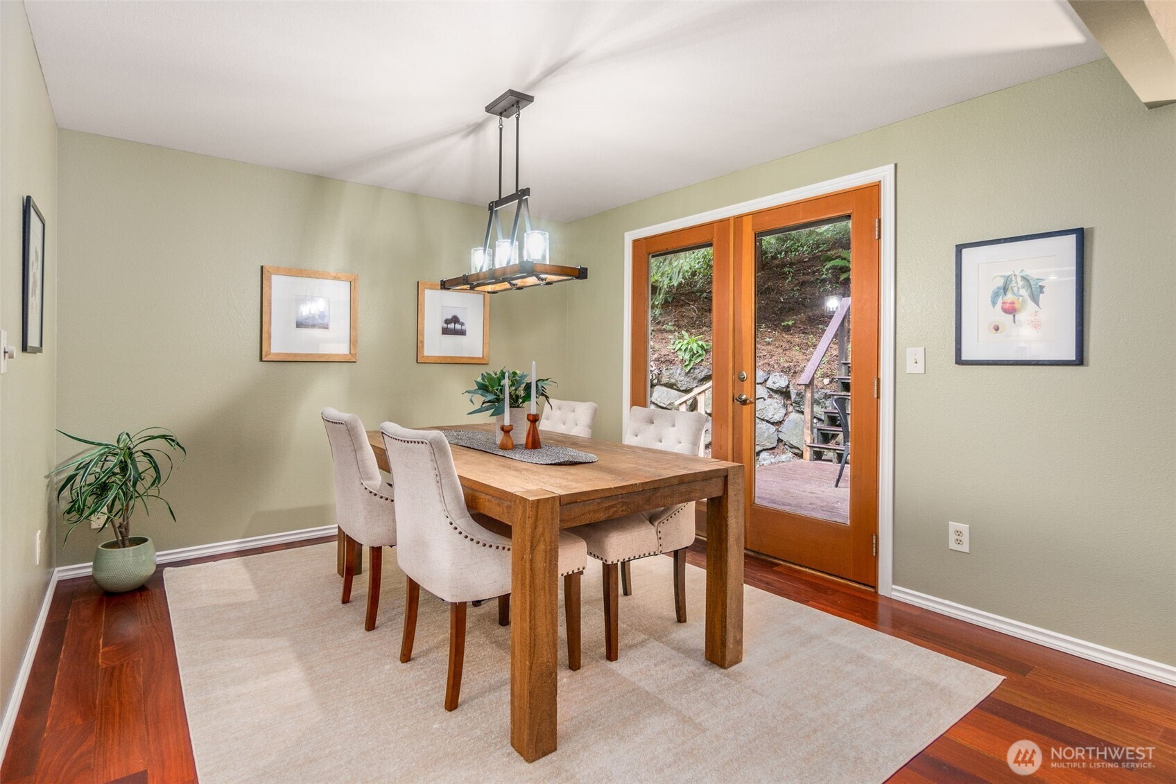 21007 Pioneer Way , Edmonds, WA 98026